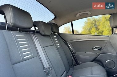 Седан Renault Fluence 2012 в Черновцах