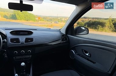 Седан Renault Fluence 2012 в Черновцах