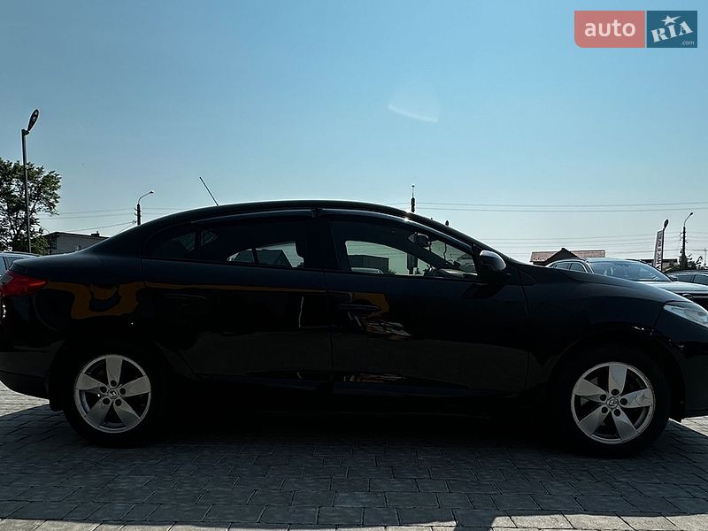 Седан Renault Fluence 2010 в Івано-Франківську