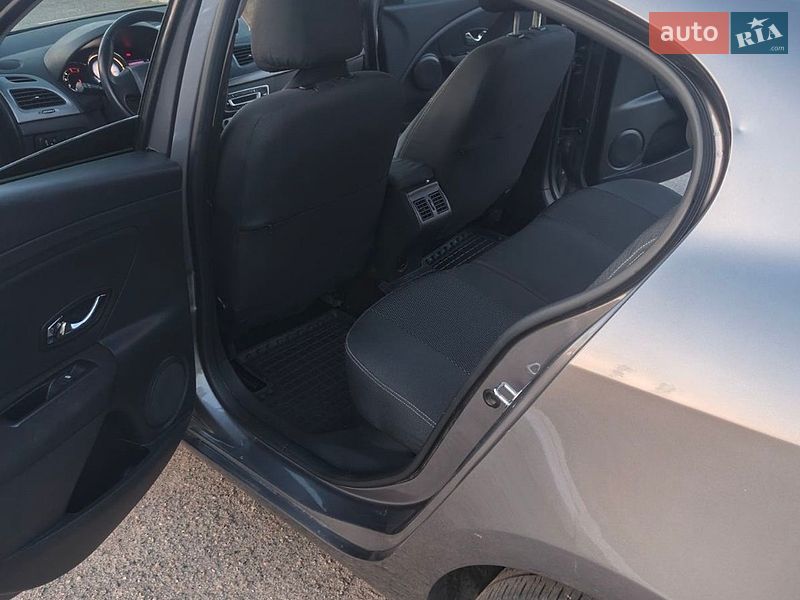 Седан Renault Fluence 2012 в Белозерье