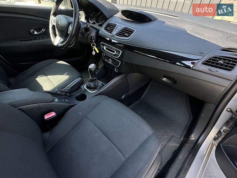 Седан Renault Fluence 2012 в Белогородке
