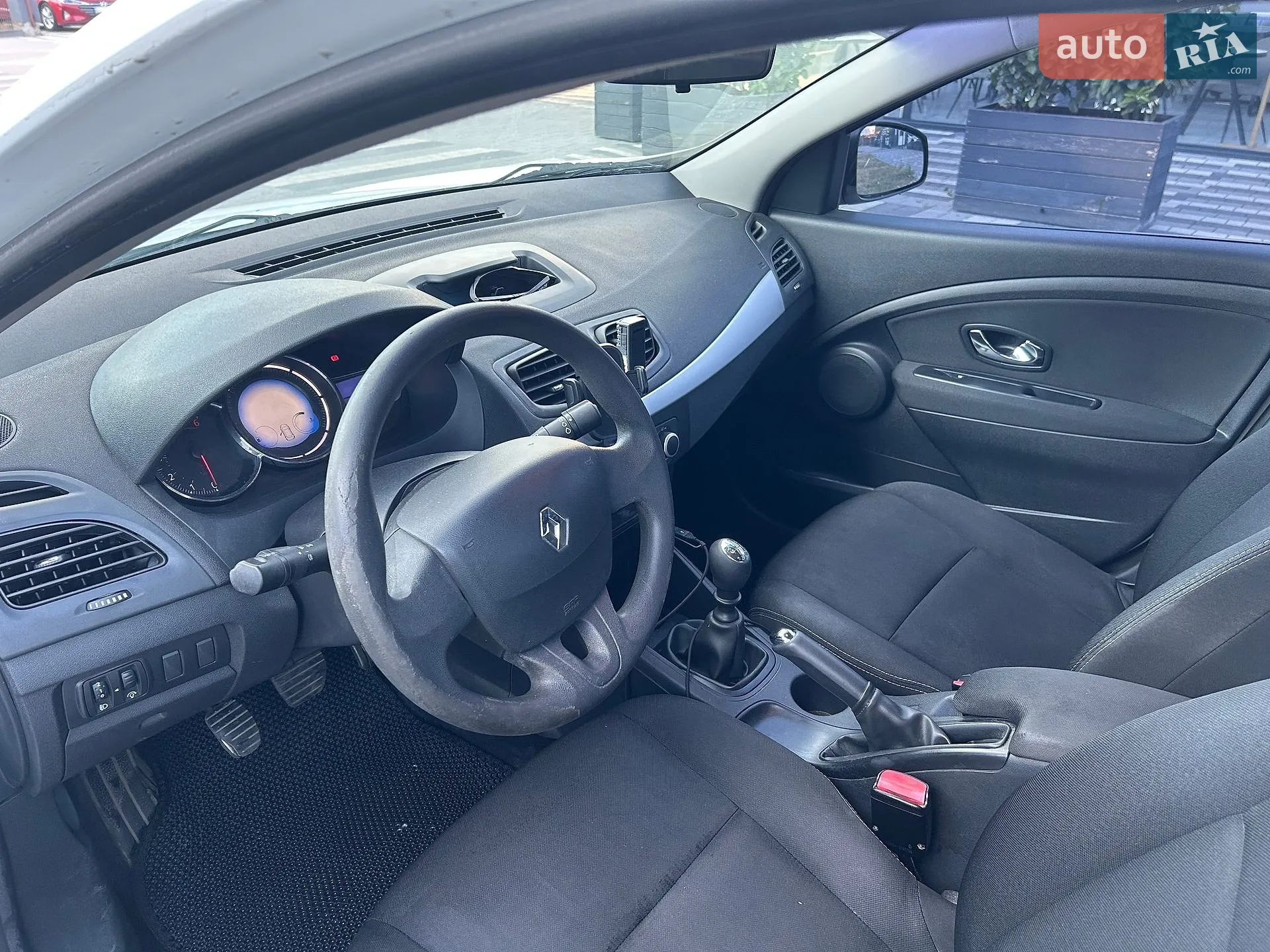 2013 Renault Fluence - мініатюра 22