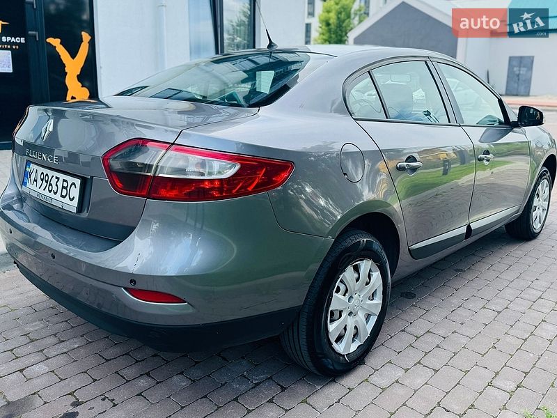 Седан Renault Fluence 2013 в Белогородке