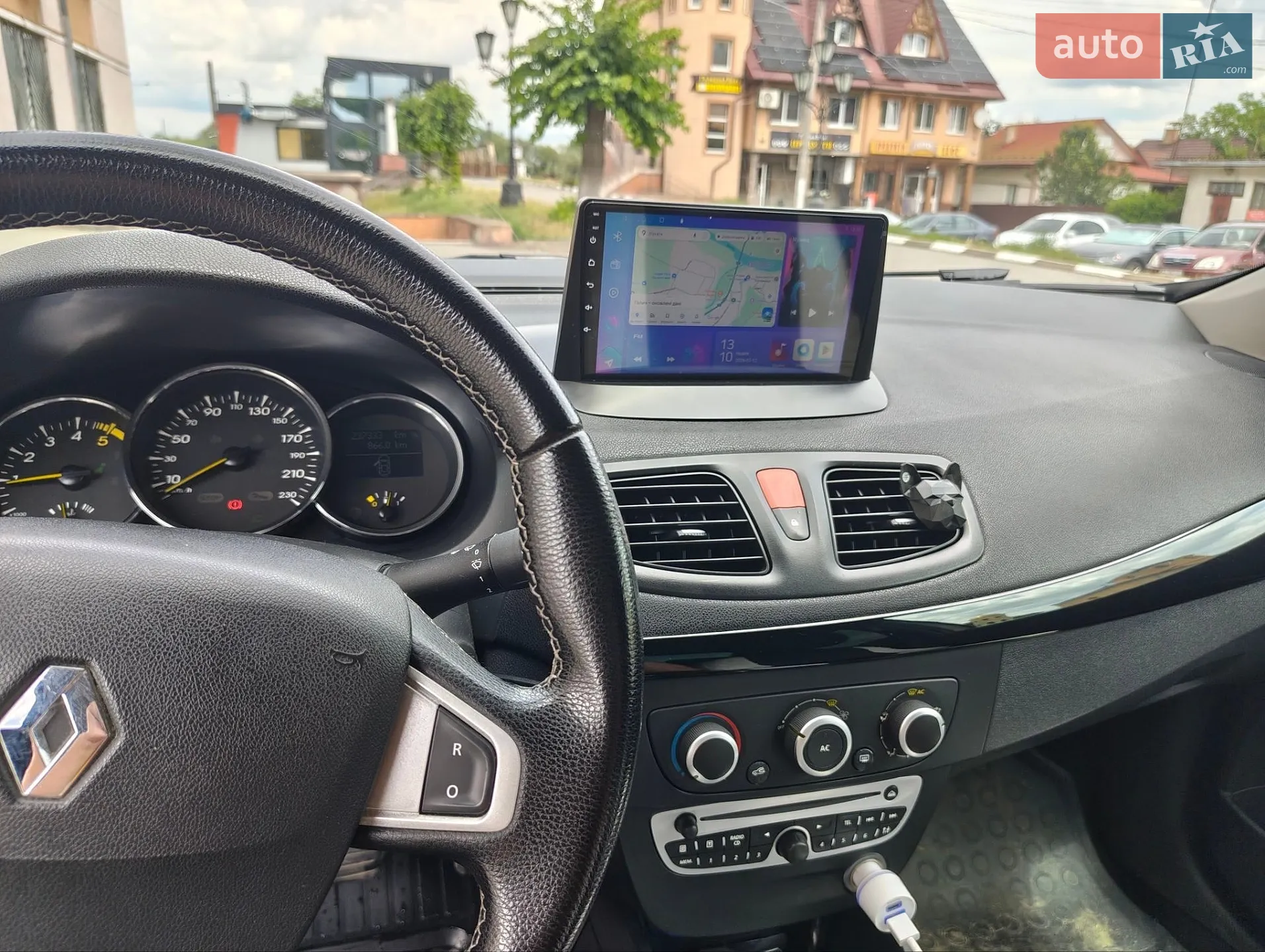2011 Renault Fluence - мініатюра 8
