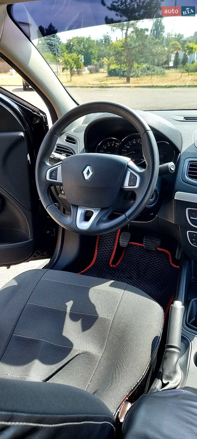 2011 Renault Fluence - мініатюра 19