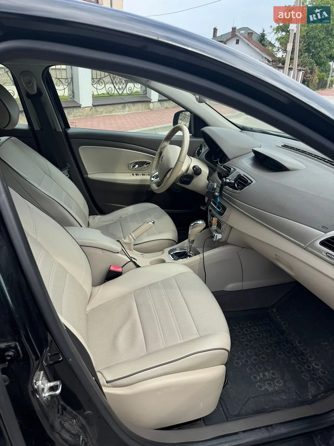 2013 Renault Fluence - мініатюра 9