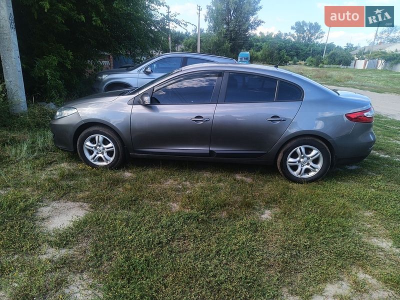 Седан Renault Fluence 2010 в Балаклії
