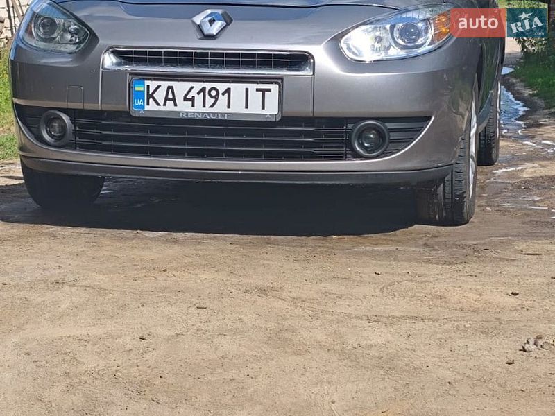 Седан Renault Fluence 2010 в Балаклії