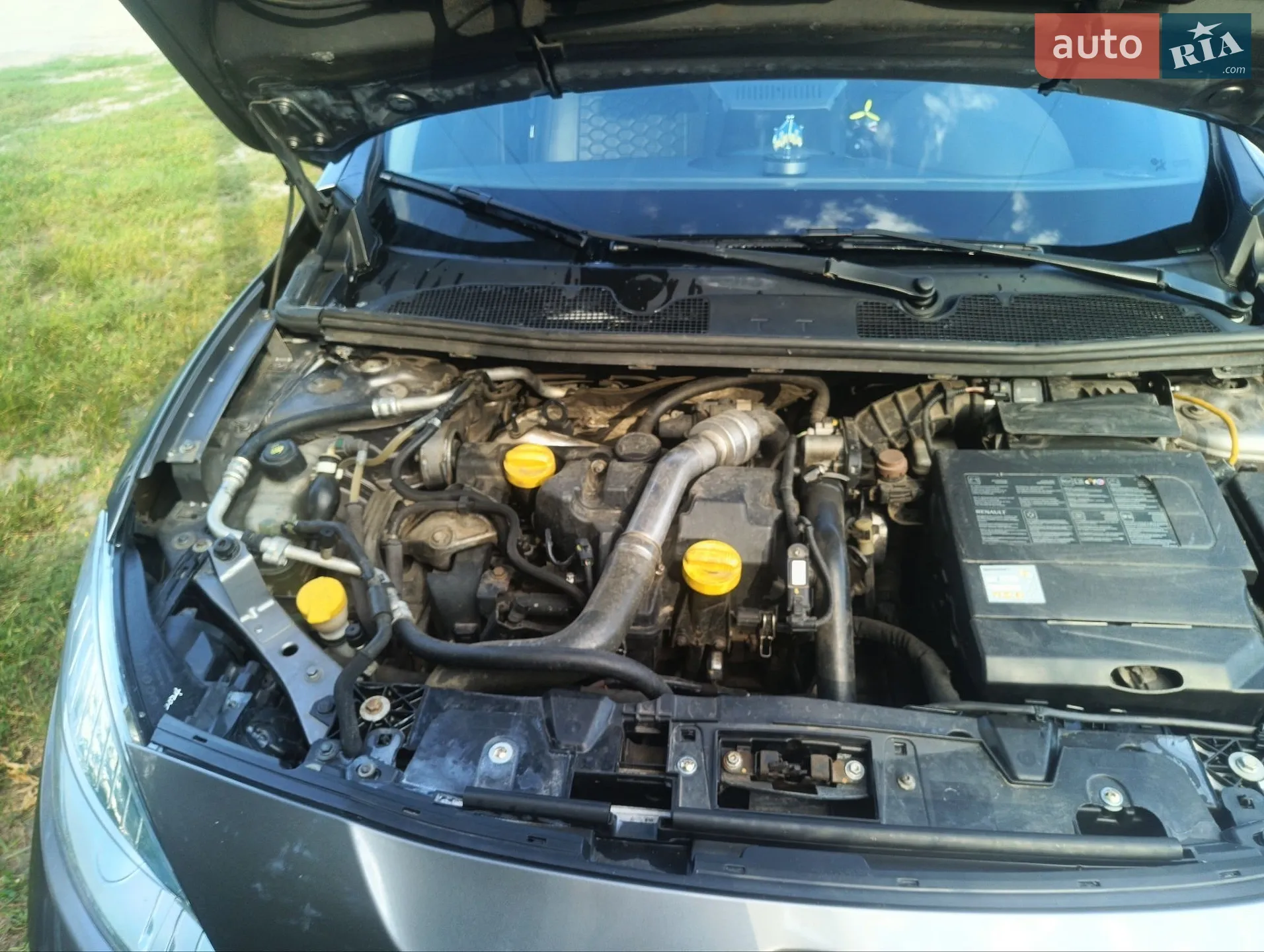 2010 Renault Fluence - мініатюра 16