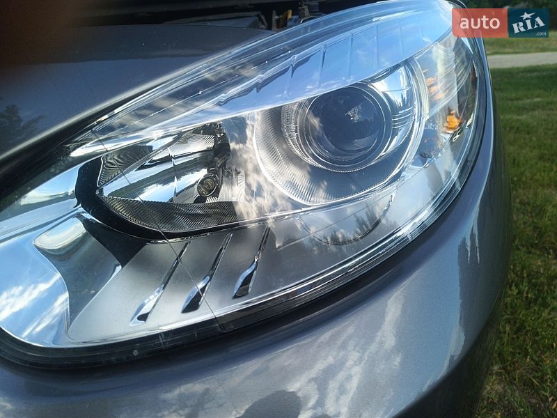 Седан Renault Fluence 2010 в Балаклії