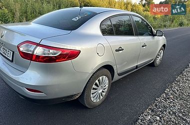 Седан Renault Fluence 2010 в Львове
