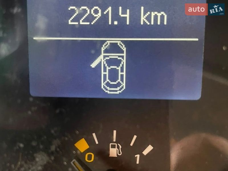 Седан Renault Fluence 2011 в Чернігові