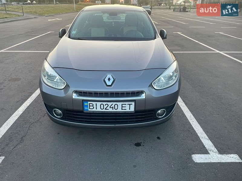 Седан Renault Fluence 2011 в Чернігові