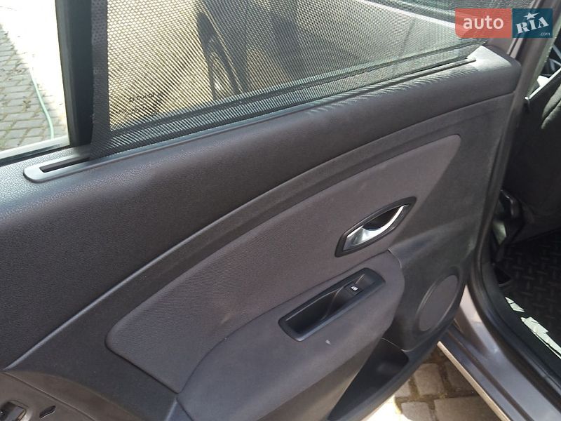 Седан Renault Fluence 2010 в Киеве