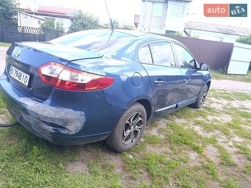 Седан Renault Fluence 2011 в Полтаве