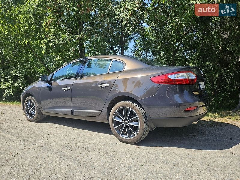 Седан Renault Fluence 2012 в Коломиї