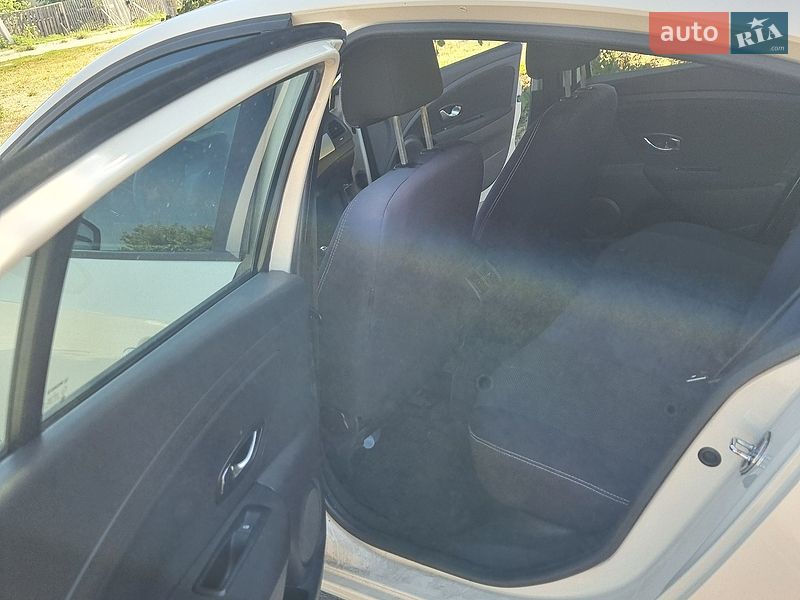 Седан Renault Fluence 2013 в Буче