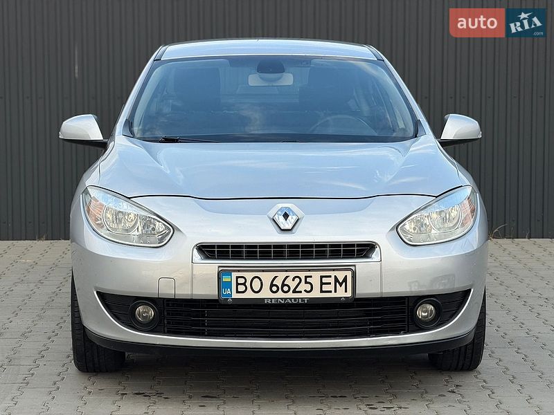Седан Renault Fluence 2010 в Летичеве Седан Renault Fluence 2010 в Летичеве