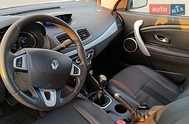 Седан Renault Fluence 2011 в Вознесенську