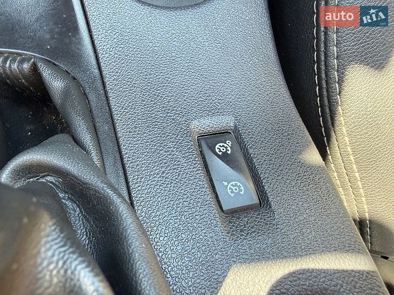 Седан Renault Fluence 2011 в Кропивницькому