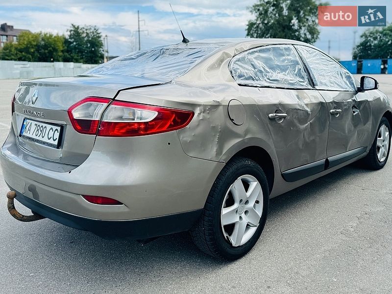 Седан Renault Fluence 2015 в Білогородці