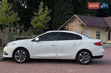 Седан Renault Fluence 2015 в Яворове