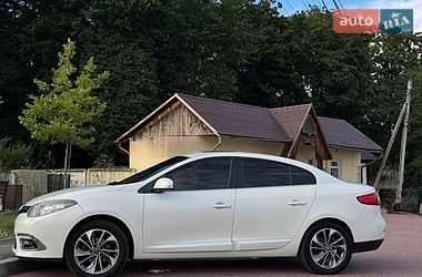 Седан Renault Fluence 2015 в Яворові