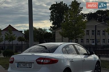 Седан Renault Fluence 2015 в Яворове