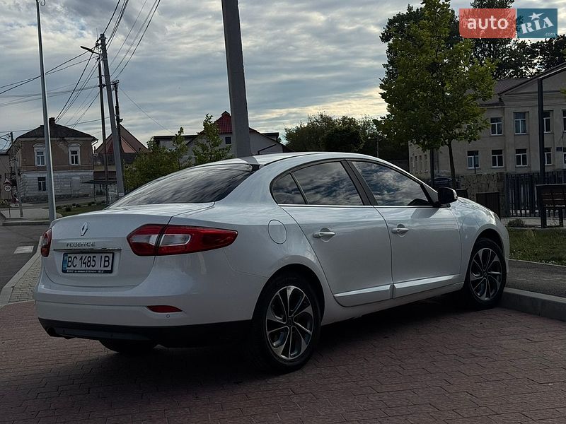 Седан Renault Fluence 2015 в Яворове