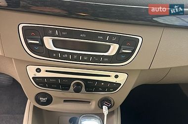 Седан Renault Fluence 2015 в Яворове