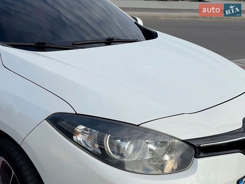 Седан Renault Fluence 2015 в Яворове