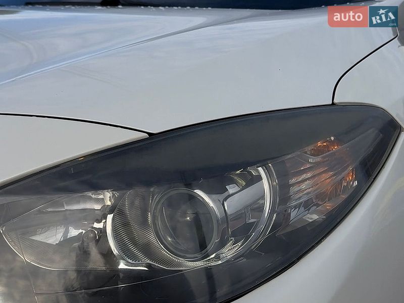 Седан Renault Fluence 2015 в Яворові