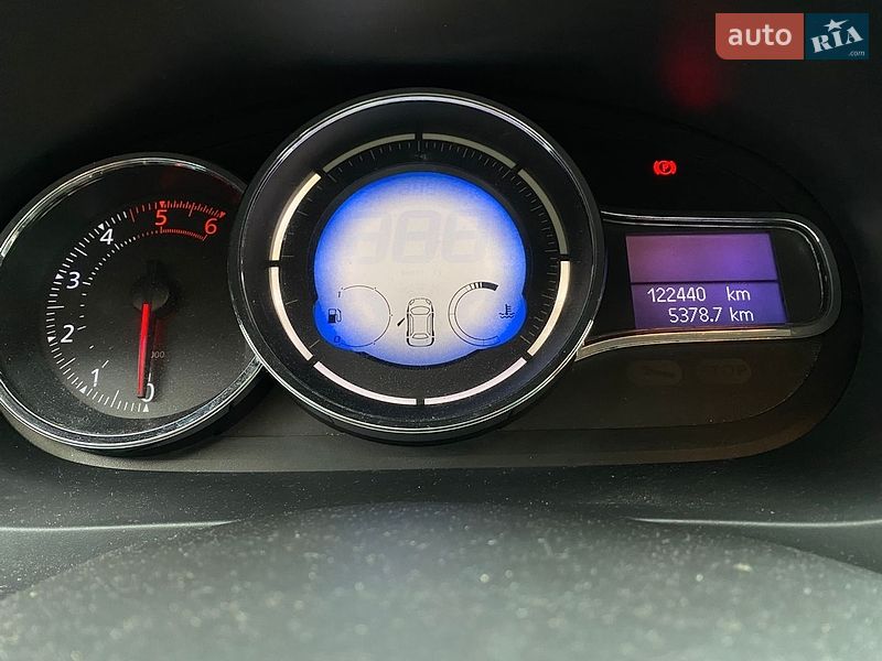 Седан Renault Fluence 2015 в Львове