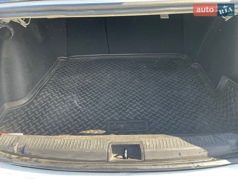 Седан Renault Fluence 2010 в Самборе