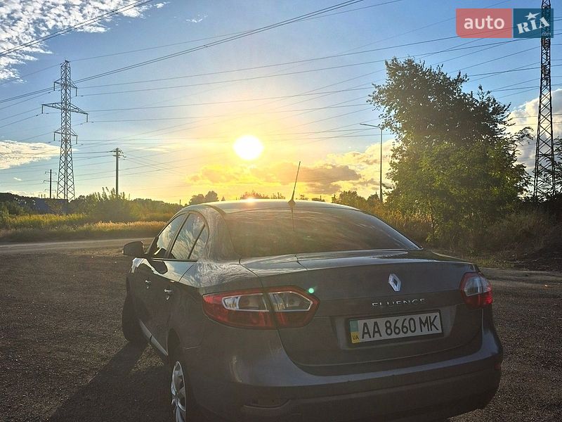Renault Fluence 2012
