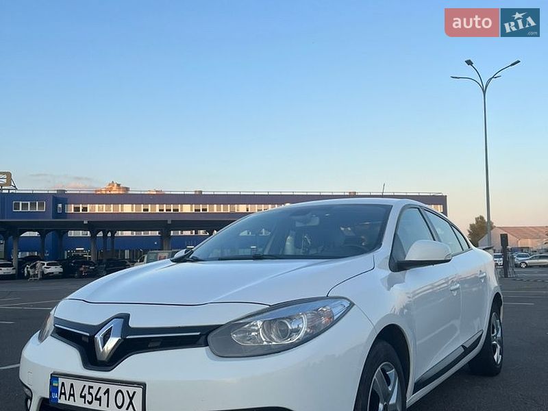 Седан Renault Fluence 2015 в Києві