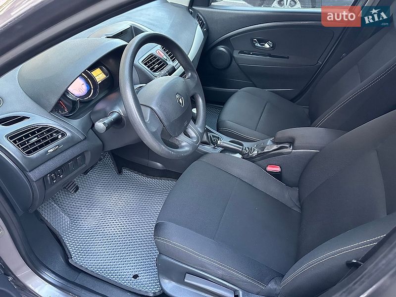 Седан Renault Fluence 2016 в Києві