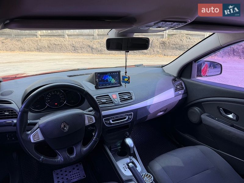 Седан Renault Fluence 2010 в Золотоноші
