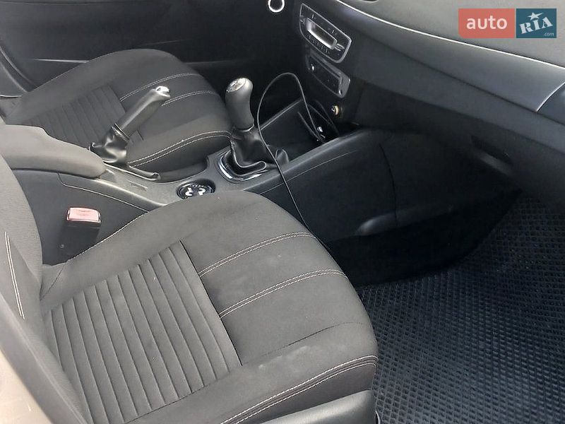 Седан Renault Fluence 2016 в Києві фото 11 Седан Renault Fluence 2016 в Києві