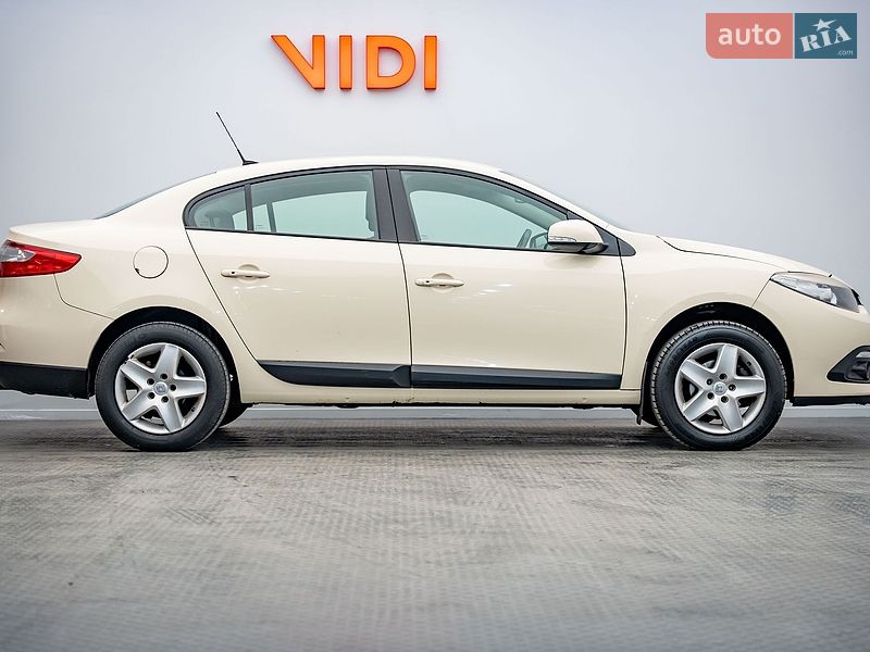 Седан Renault Fluence 2016 в Киеве