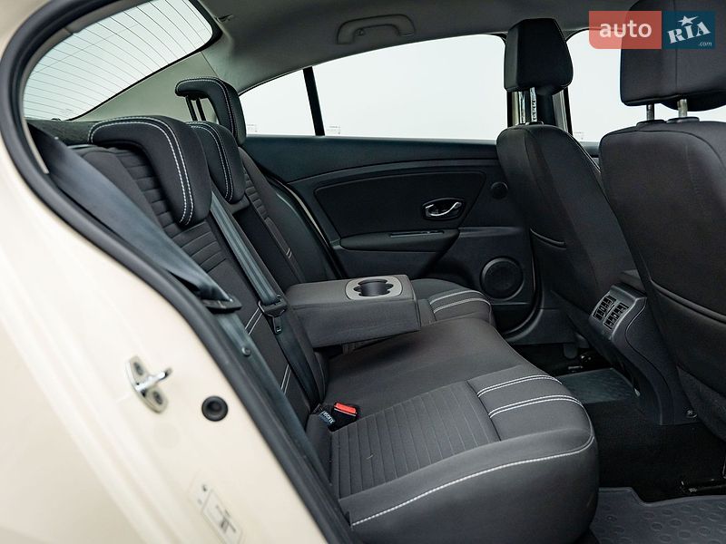 Седан Renault Fluence 2016 в Киеве