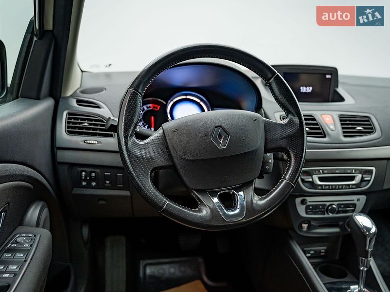 Седан Renault Fluence 2016 в Киеве