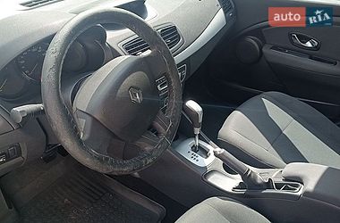 Седан Renault Fluence 2010 в Львові
