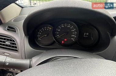 Седан Renault Fluence 2010 в Львові
