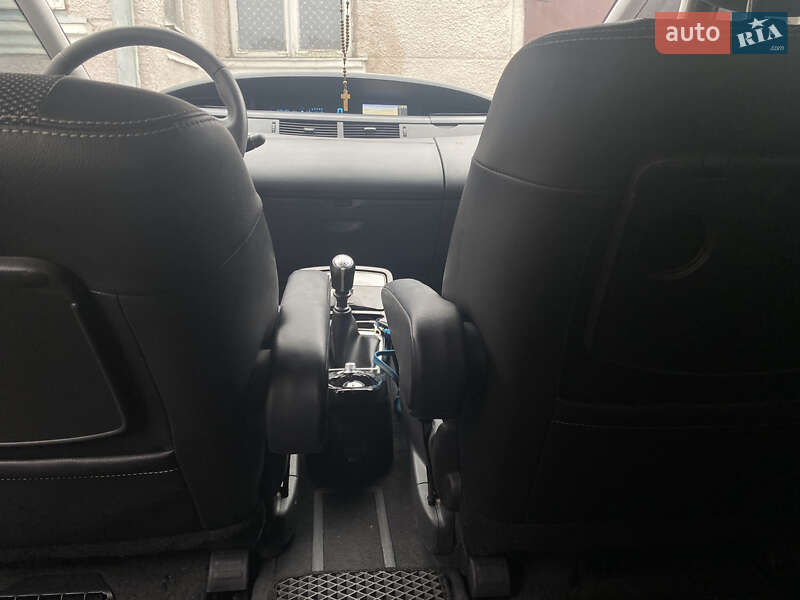 Минивэн Renault Grand Espace 2011 в Винниках фото 40 Минивэн Renault Grand Espace 2011 в Винниках