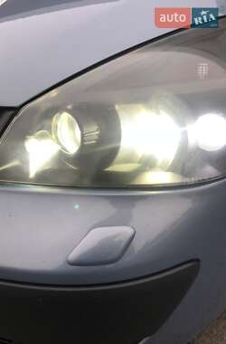Мінівен Renault Grand Espace 2004 в 