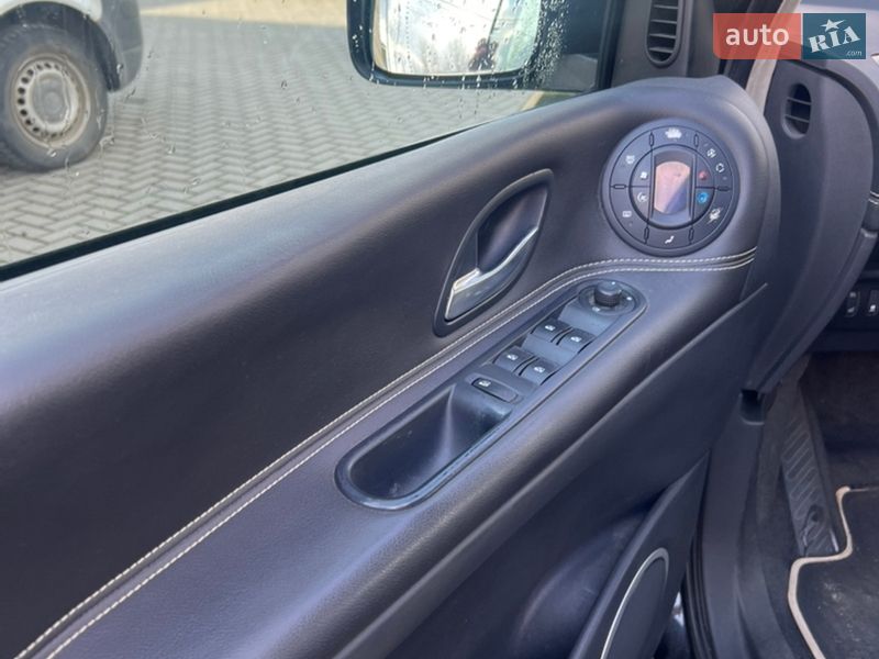 Минивэн Renault Grand Espace 2011 в Золочеве