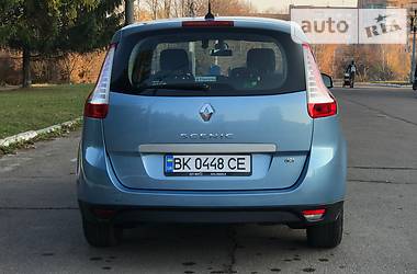 Універсал Renault Grand Scenic 2010 в Рівному