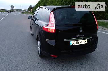 Мінівен Renault Grand Scenic 2015 в Львові