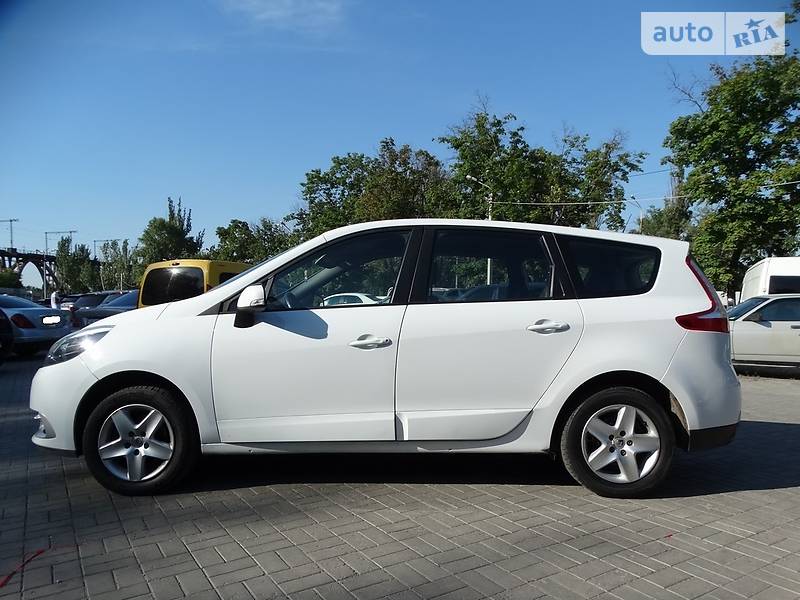 Універсал Renault Grand Scenic 2014 в Дніпрі
